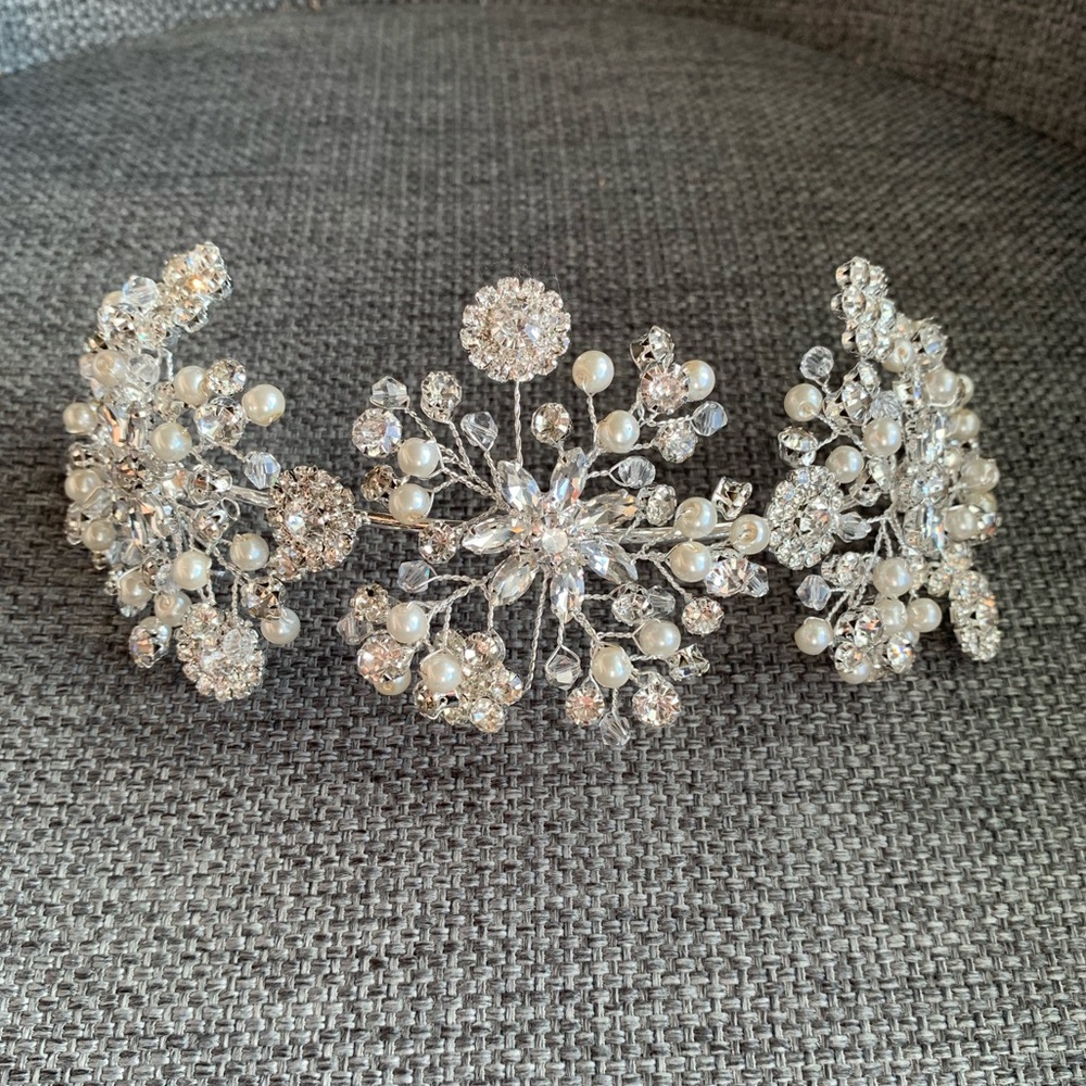 Headpiece